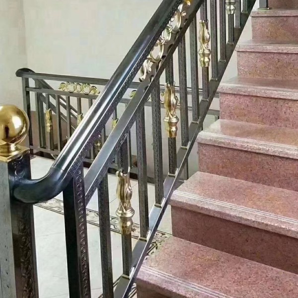 黑鈦金花紋樓梯扶手 黑鈦金花紋樓梯扶手